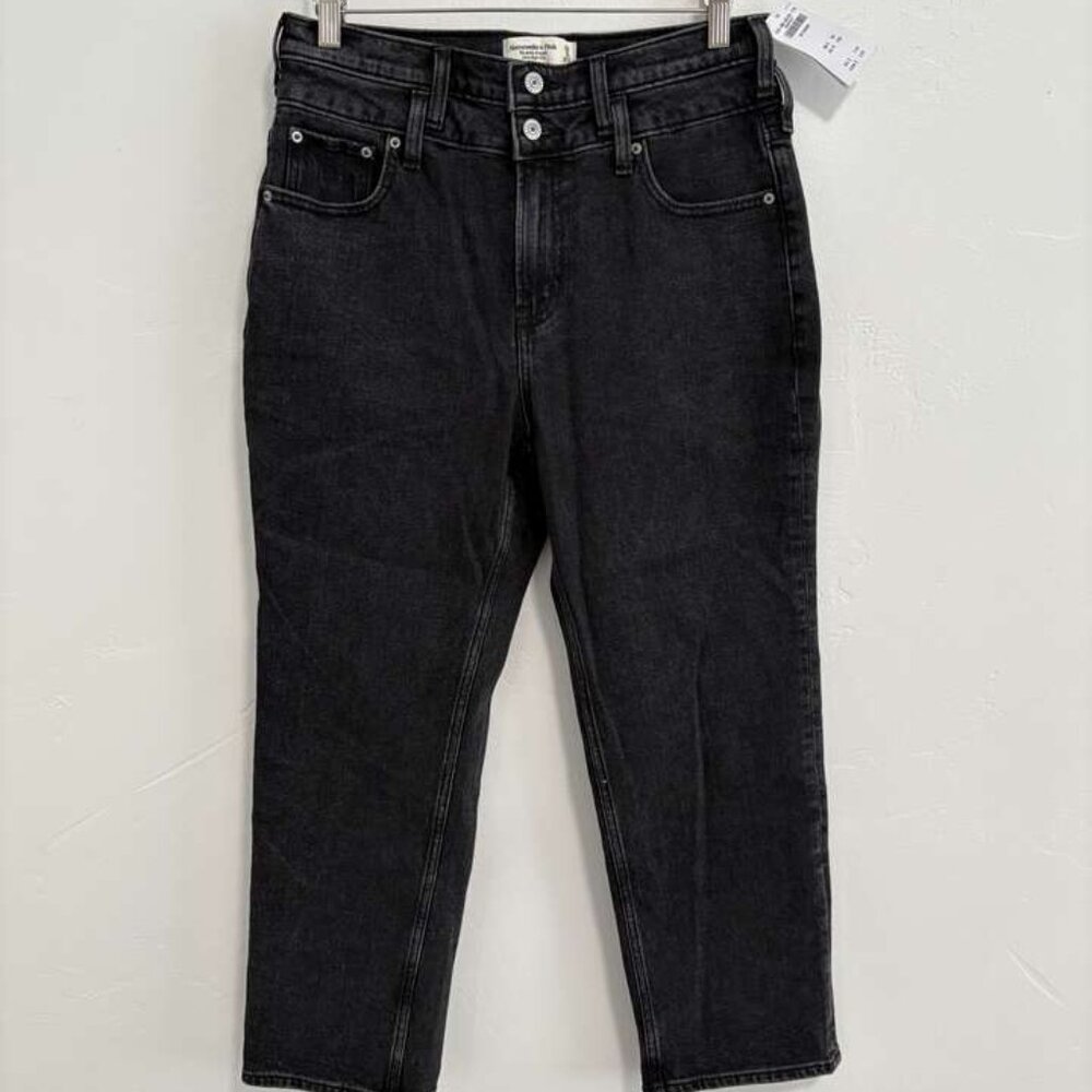 NWT Abercrombie & Fitch Ultra High Rise Ankle Straight Jeans in Black women's si
